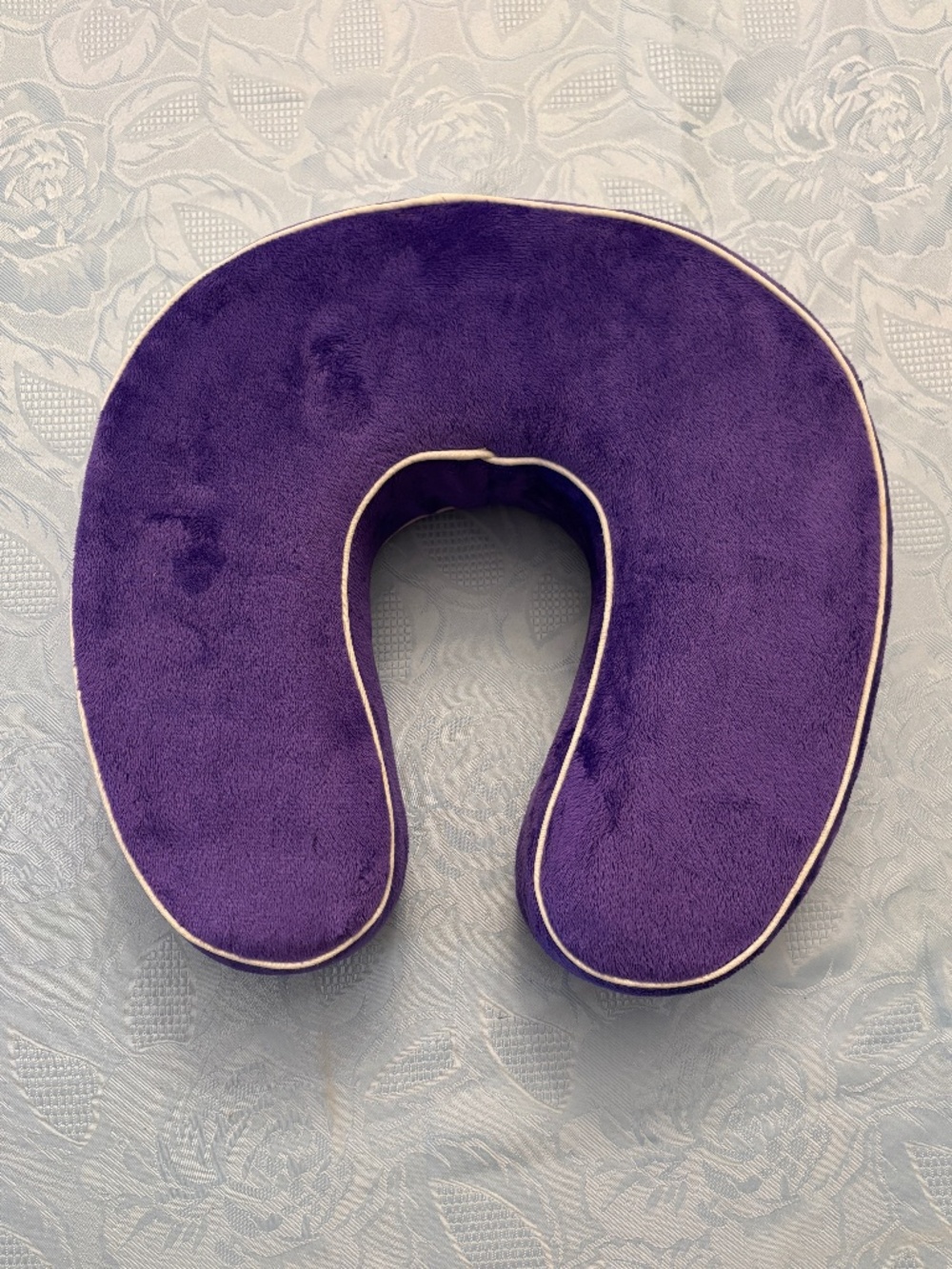 World’s Best Travel Neck Pillow